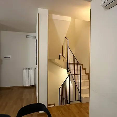 2016 Apartment